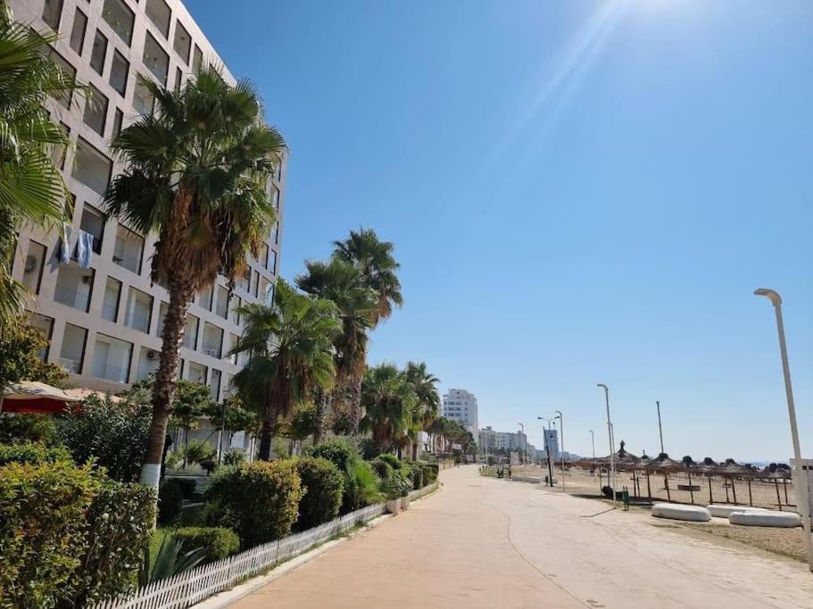 Merville_beachfront Appartamento Durrës